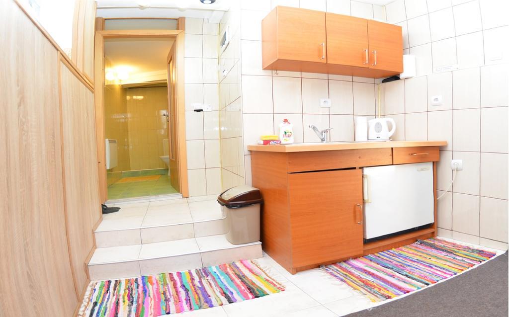Dino Apartman